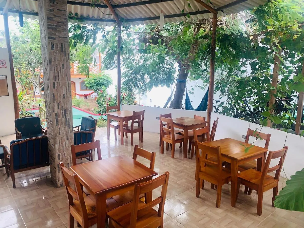 Hostal White House Galapagos Puerto Ayora