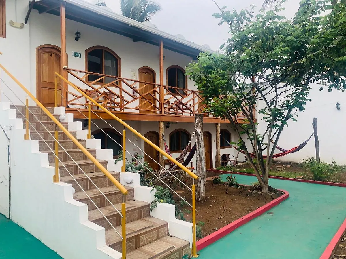 Hostal White House Galapagos Puerto Ayora  Puerto Ayora (Galapagos Islands)