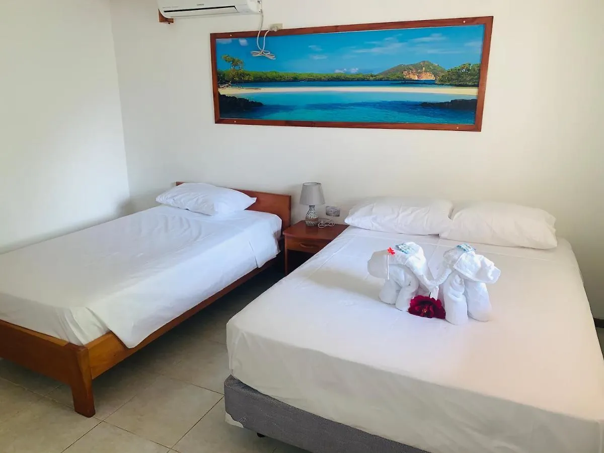 Hostal White House Galapagos Puerto Ayora  Hostel Puerto Ayora (Galapagos Islands)